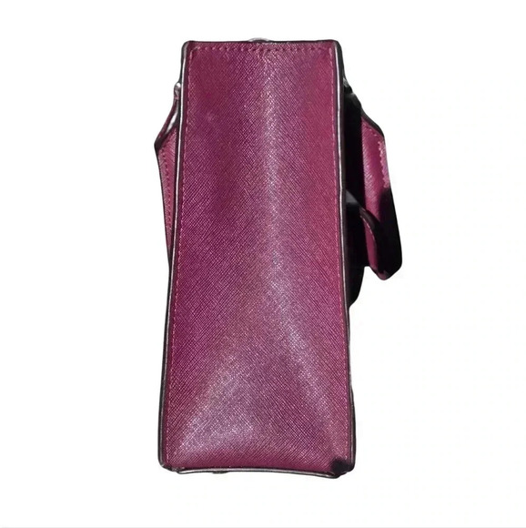 Michael Kors Bridgette Messenger Bag with Paisley Print Plum Purple - Picture 6 of 11